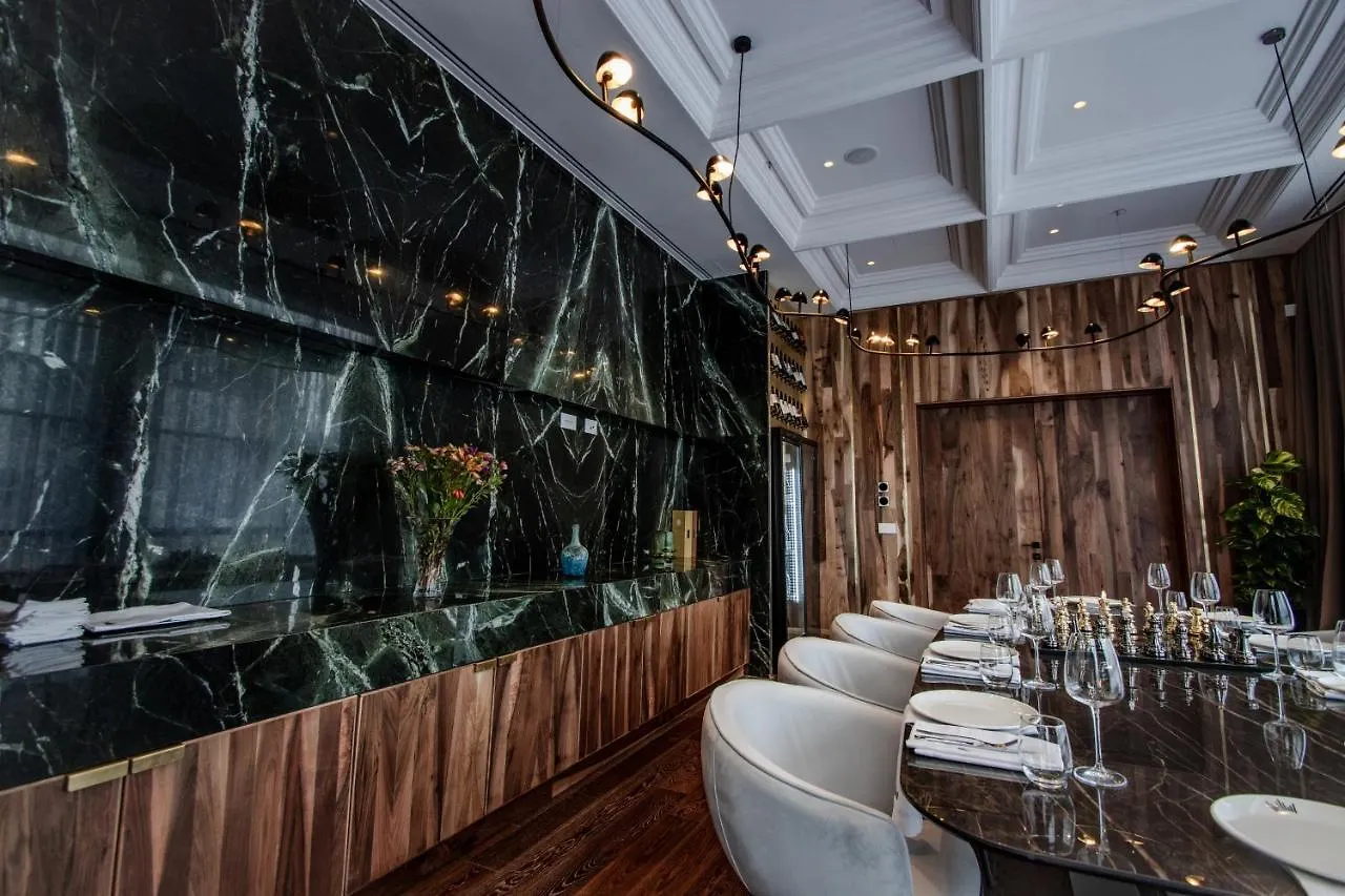 ****  The Crown Boutique Hotel & Spa Tirana Albanien